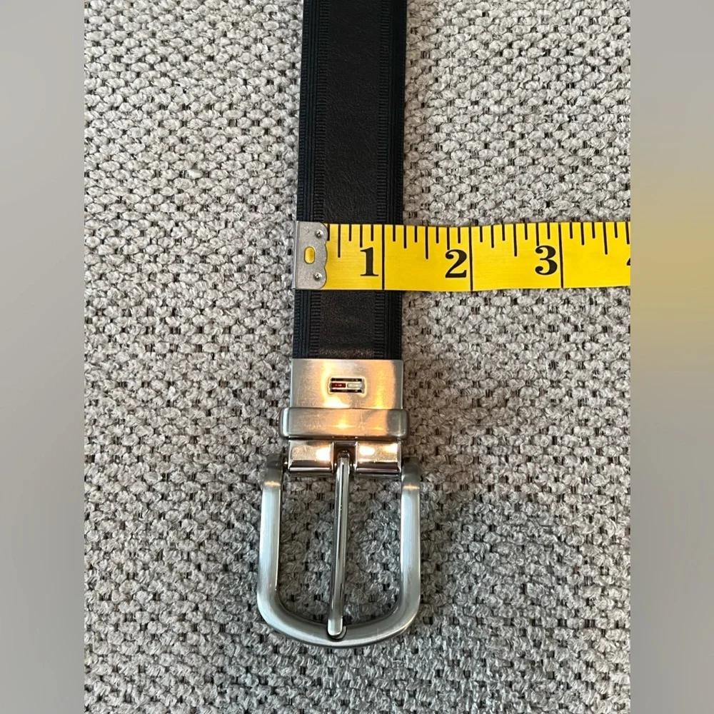 Tommy Hilfiger‎ Reversible Vegan Leather Belt 34